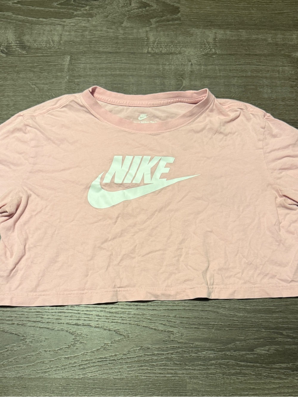 Nike Women’s Pink Cropped Logo Tee